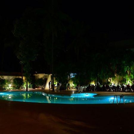 Nijaguna Resorts Chāmrājnagar Exterior foto